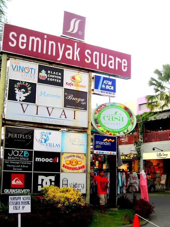Hotel Sky Suites Seminyak