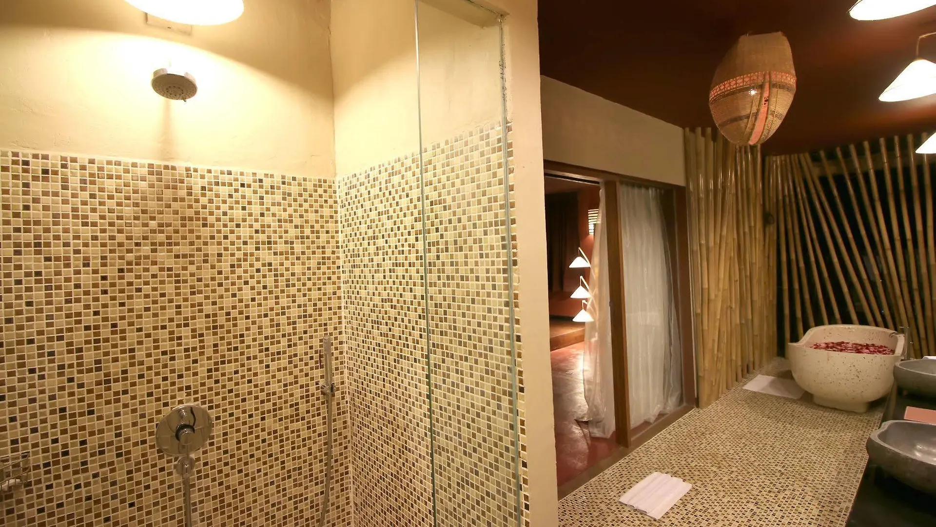 Hotel Sky Suites Seminyak